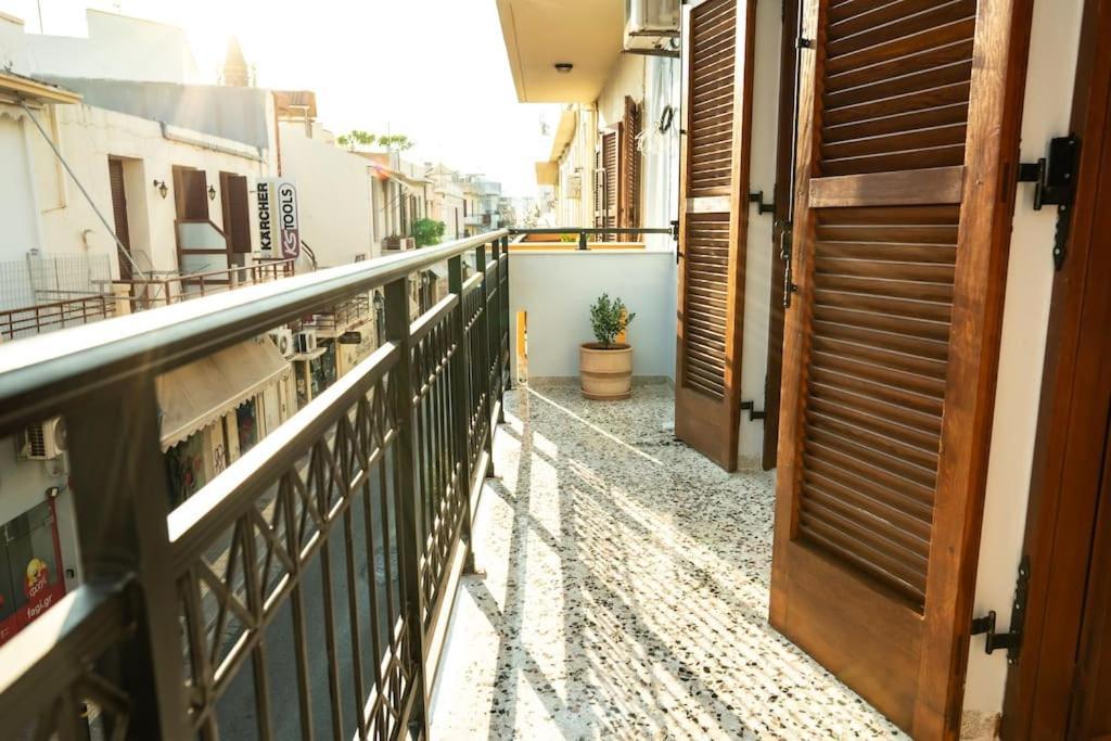 דירות העיירה רתימנו Olvia A Breath Away From Old Town Center מראה חיצוני תמונה